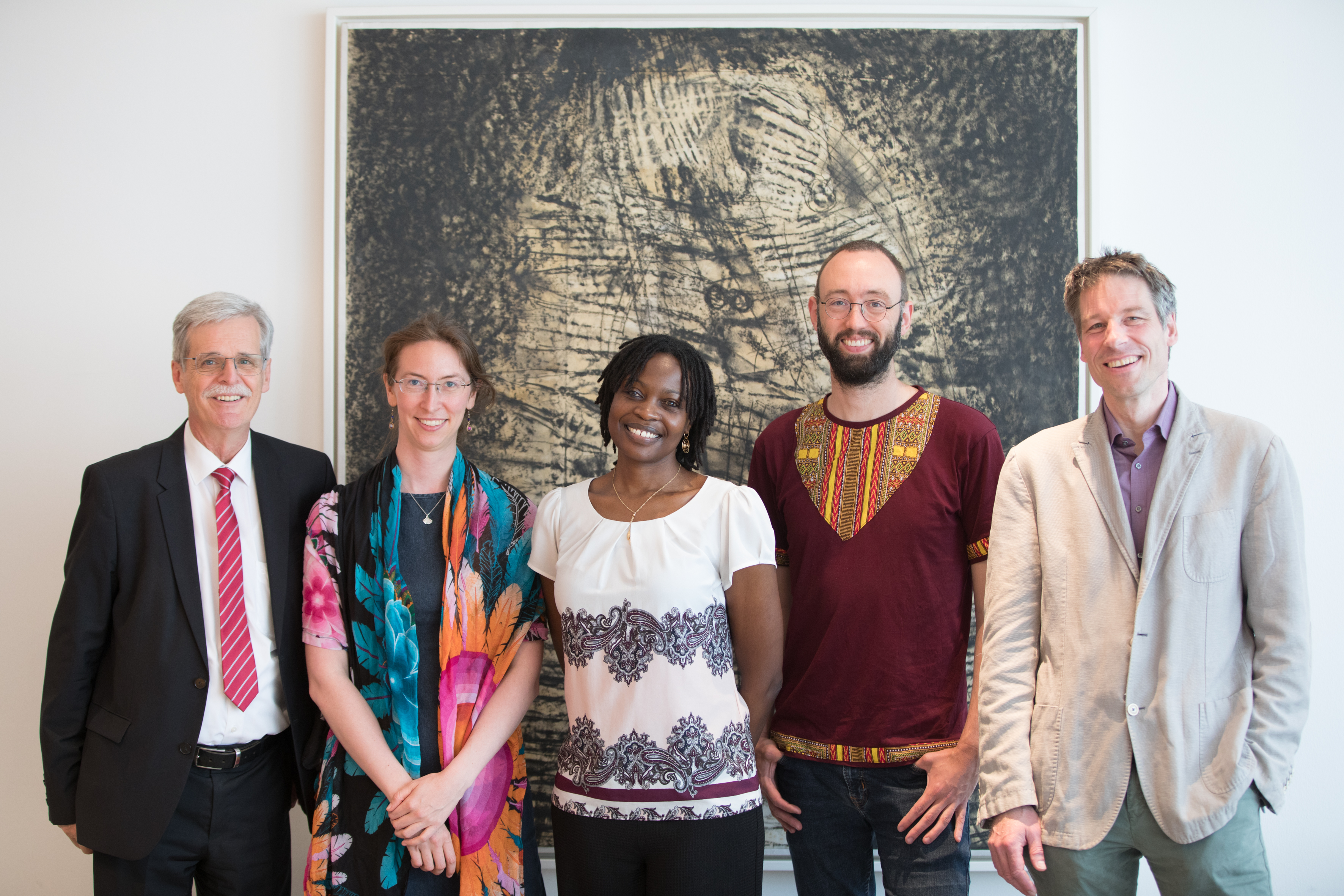 Group picture of a meeting between representatives of University of Tübingen and AIMS, from left to right: Bernd Engler, Franca Hoffmann, Audrey Namdiero-Walsh, Philipp Berens, Tilman Gocht. Photo Credit: F. Albrecht/University of Tübingen