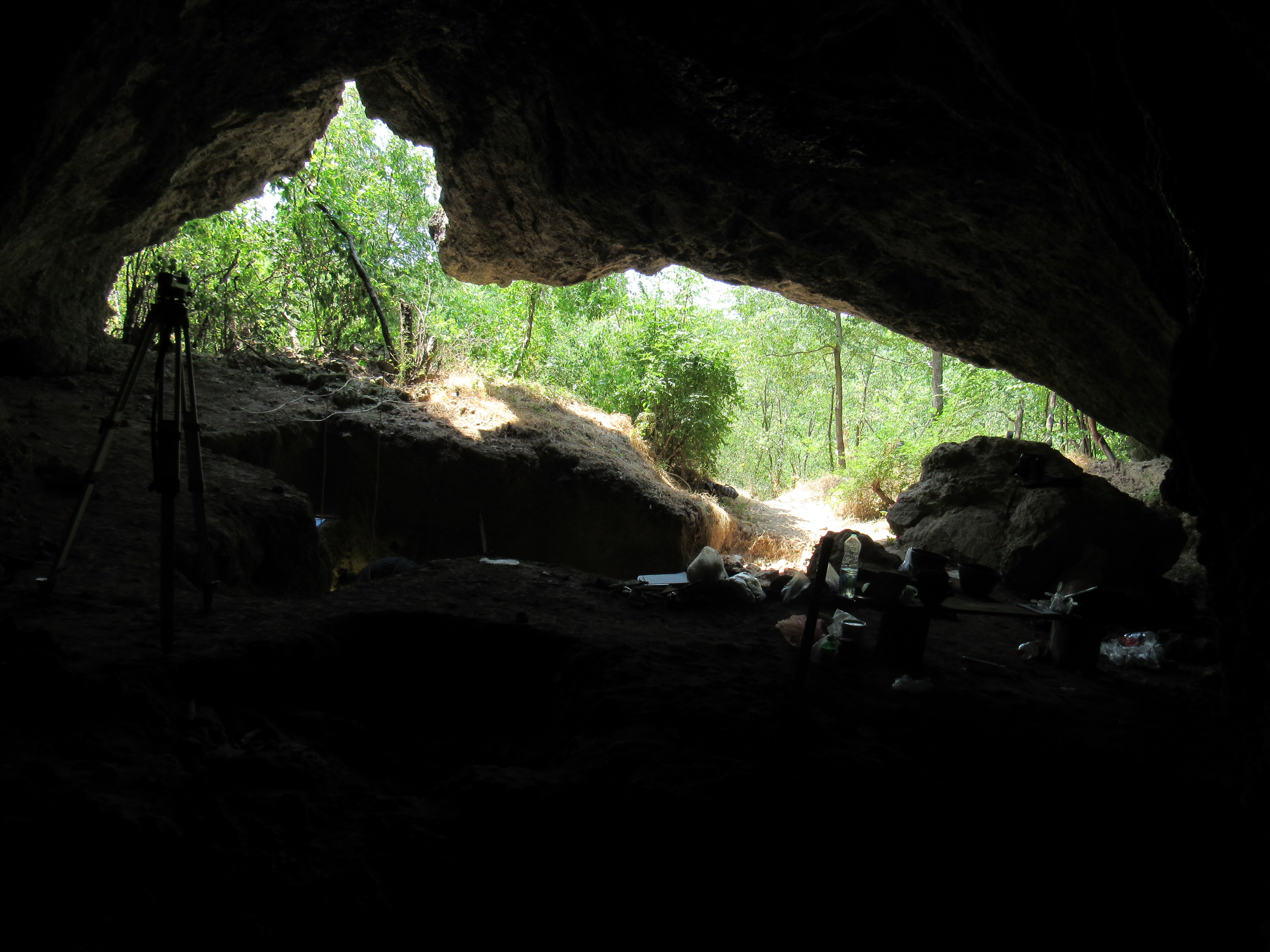 Entrance to Pe&scaron;turina Cave 