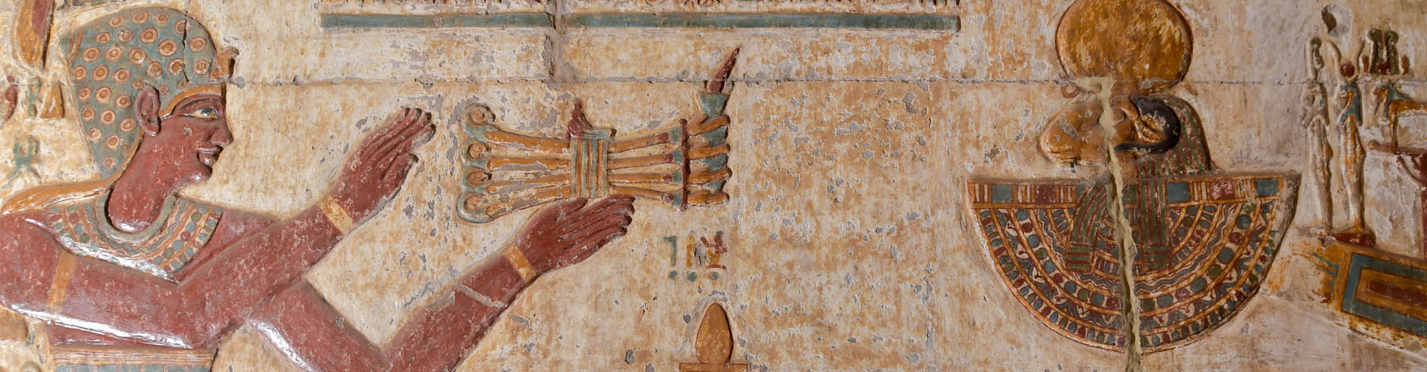 New paintings and details uncovered in the Egyptian temple of Esna