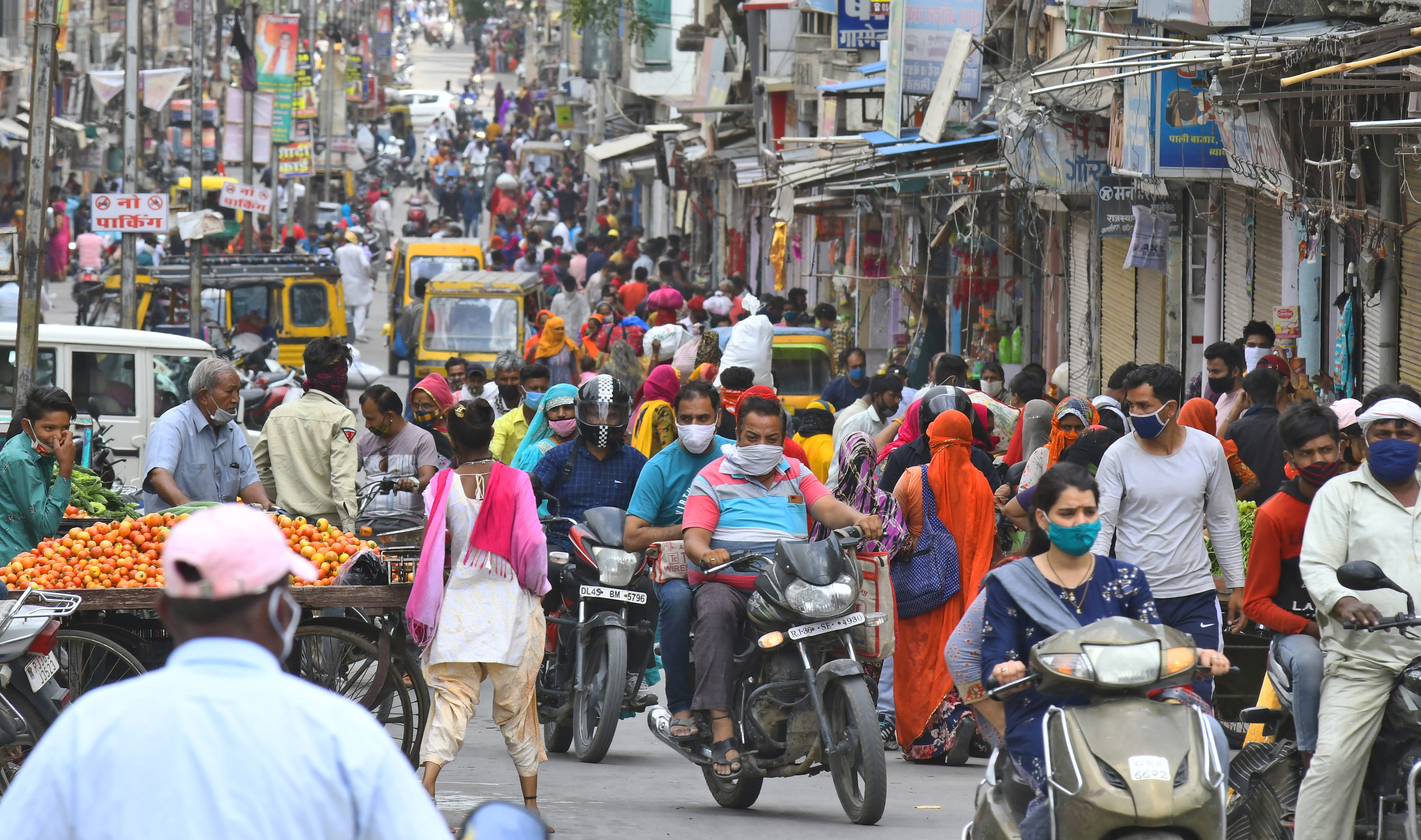 Photo of a lively street in India