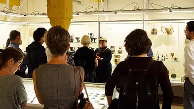 Participants joining a guided tour through the „Museum im Schloss“ Foto: cadea, 2018