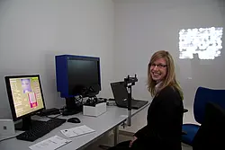 Dr. Katherina Havermann vom Zeiss Vision Lab. Foto: Friedhelm Albrecht / Universität Tübingen