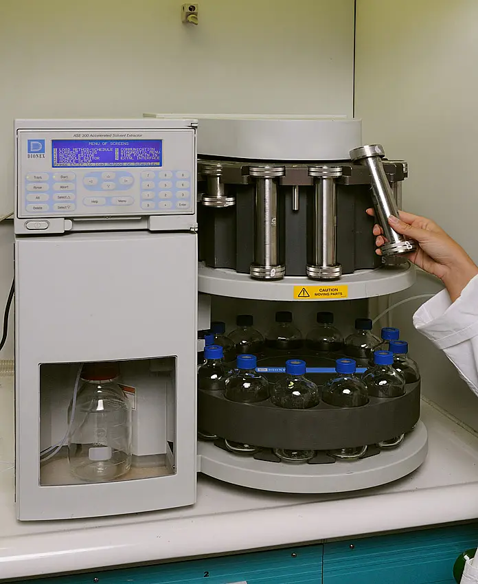 accelerated solvent extraction