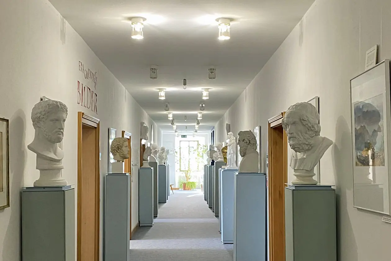 Flur des Instituts für Klassische Archäologie