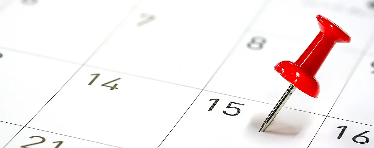 Pin-Nadel auf Kalender