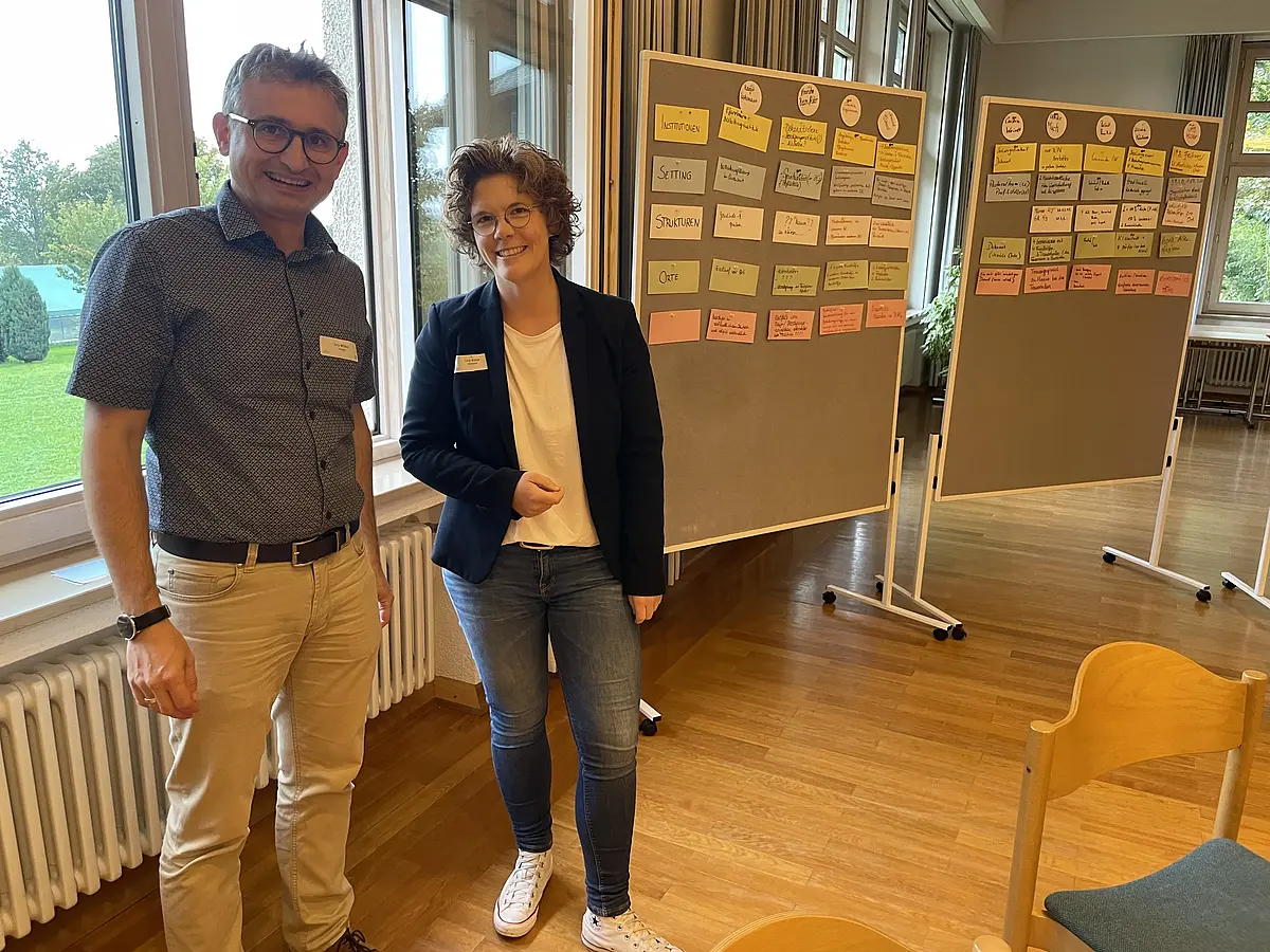 Jörg Müller und Dr. Lisa Kühn