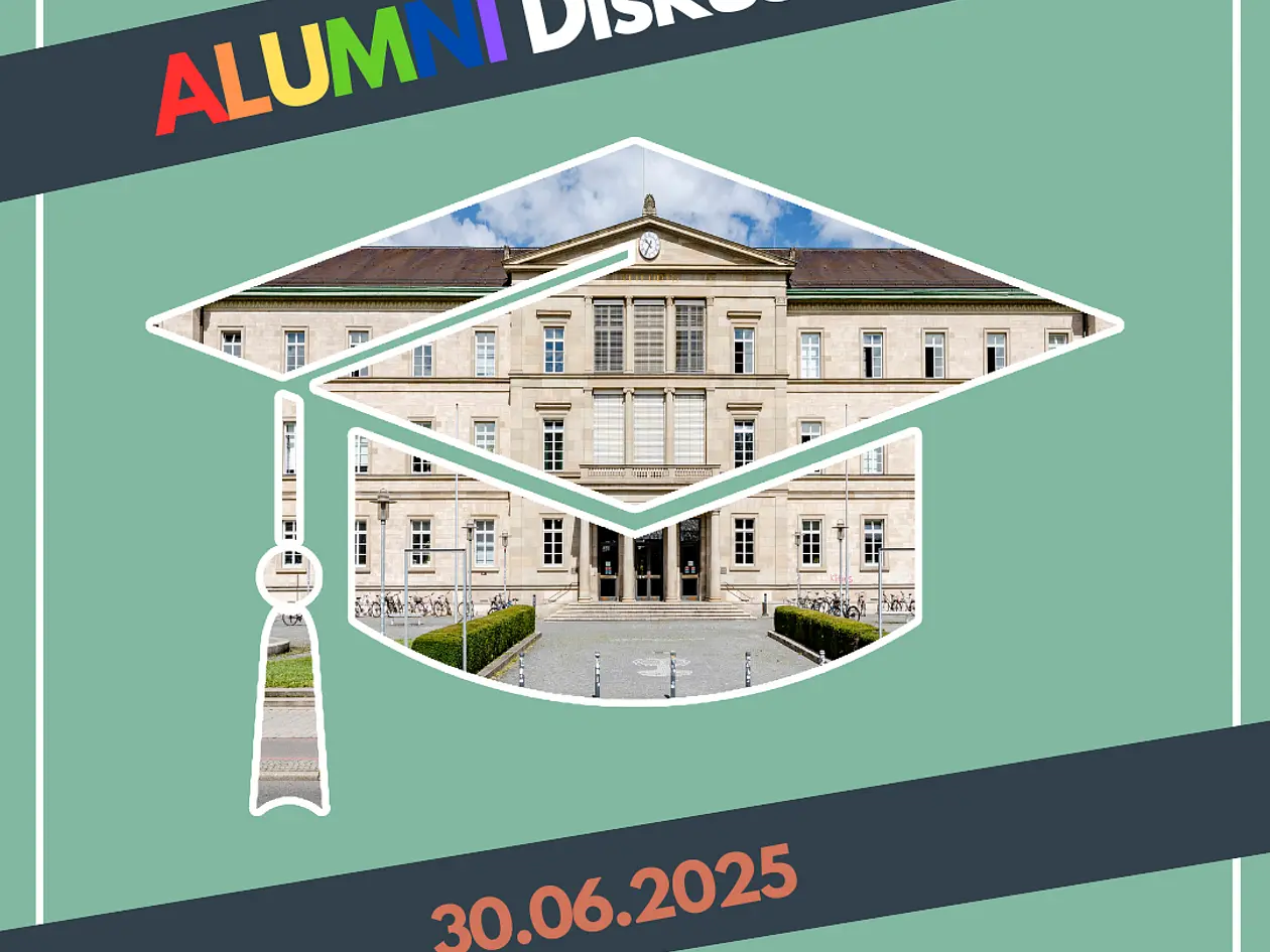 Moderne trifft Tradition: Die neue Aula im Mittelpunkt unseres Alumni-Events! Vor einem mintgrünen Hintergrund hebt sich die Silhouette der Aula ab – gekrönt von der ikonischen Schablone eines Alumni-Huts. Klare Schriftzüge präsentieren die wichtigsten Event-Infos, während das Design eine Verbindung zwischen Vergangenheit und Zukunft schafft.