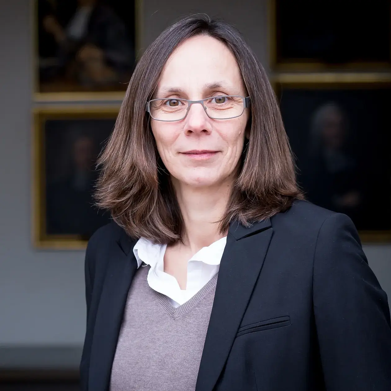Dr. Andrea Schaub