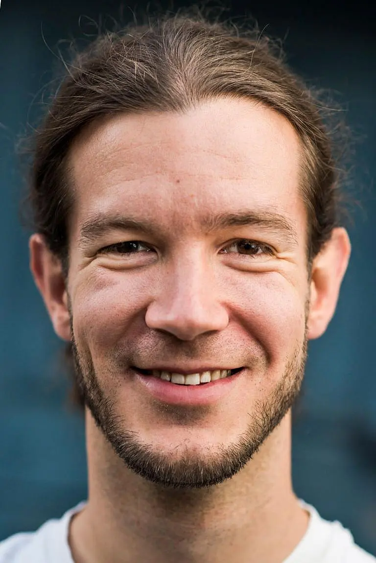 Porträtfoto von Dr. Alexander Ecker