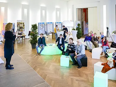  Vortrag mit Publikum