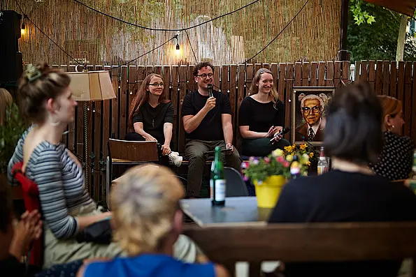 Lesung "Künstliche Intelligenzen der Zukunft. Fakten und Fiktionen" mit Emma Braslavsky, Autorin, Dr. Nicole Ludwig, Exzellenzcluster "Maschinelles Lernen" und Markus Gottschling, RHET AI Center Universität Tübingen