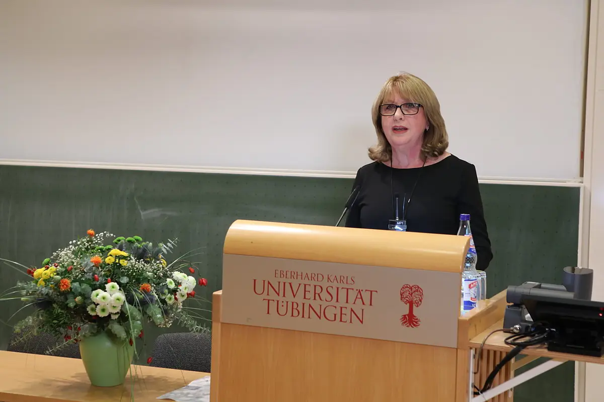 Professorin Mary McAleese wurde Ende Oktober mit dem diesjährigen „Alfons Auer Ethik-Preis“ ausgezeichnet.