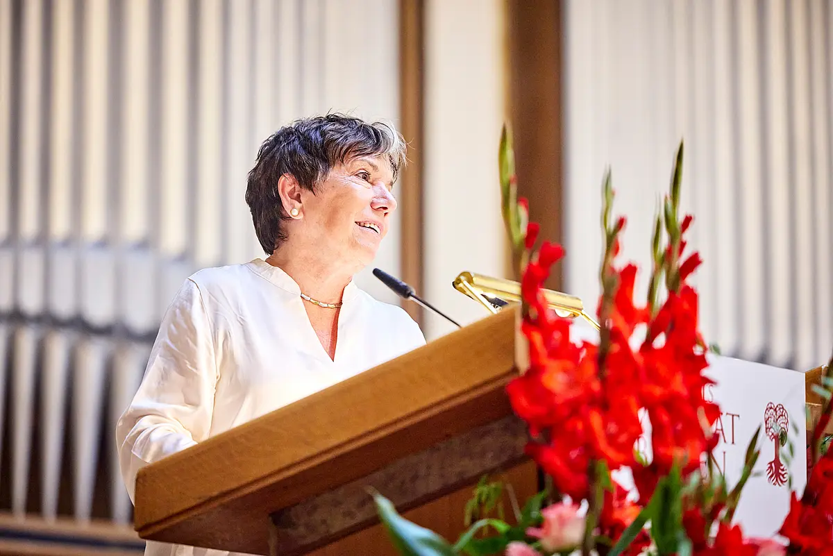 Margot Käßmann spricht auf der zentralen Promotionsfeier