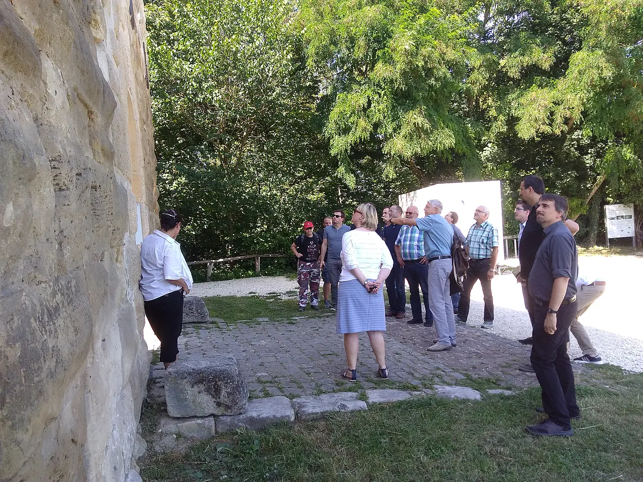 Experten aus der Region im Gespräch über die Burg Wäscherschloss (Wäschenbeuren)