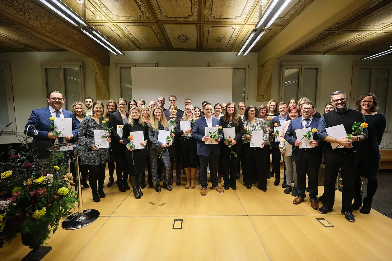 Die Absolventinnen und Absolventen des Masters „Schulmanagement und Leadership“.