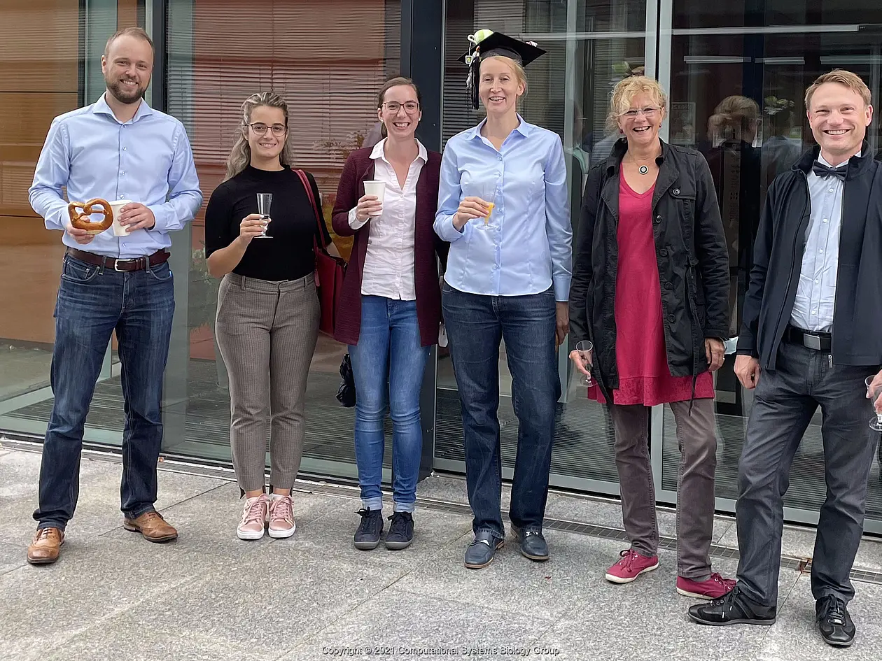 Feier der erfolgreichen Disputation vorm Hertie-Institute für Klinische Neurowissenschaften