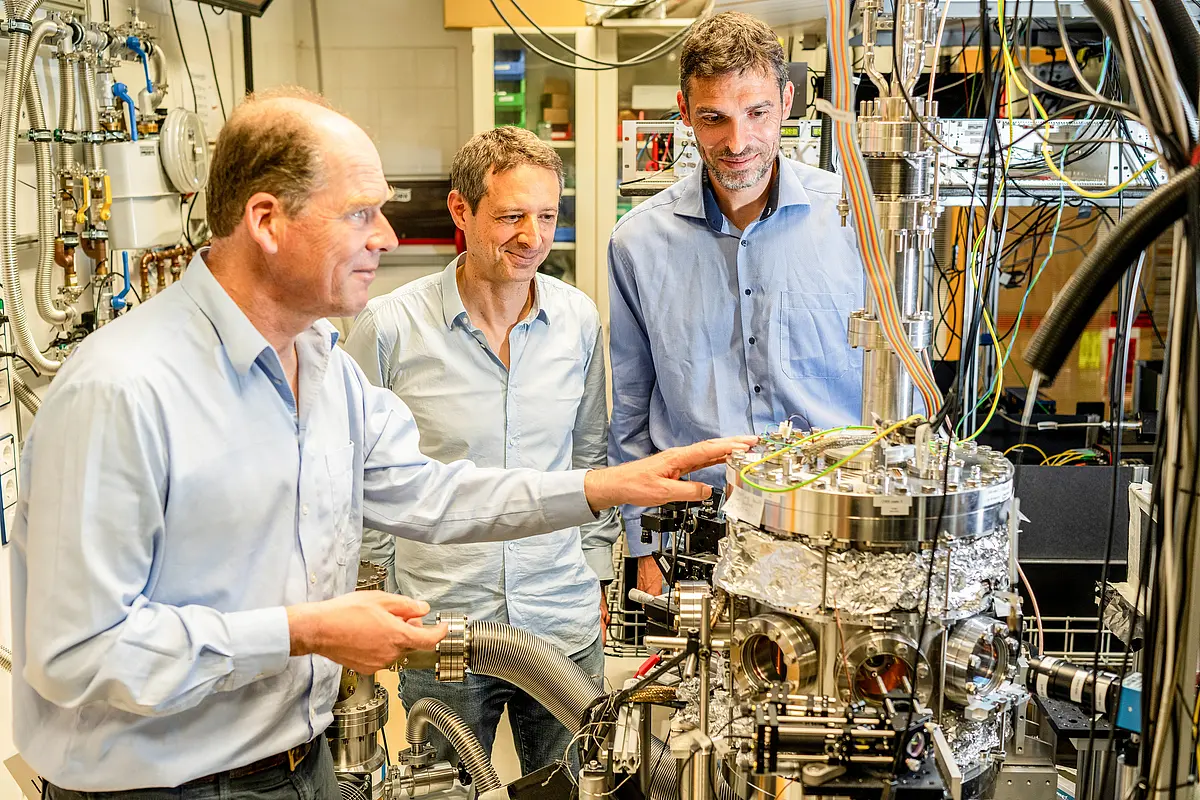 Von links: Ferdinand Schmidt-Kaler (Universität Mainz), Markus Hennrich (Universität Stockholm) und Igor Lesanovsky (Universität Tübingen).