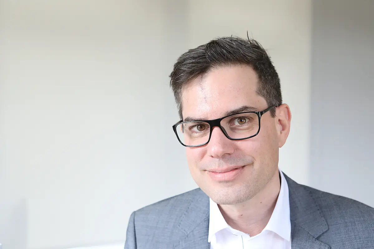 Professor Dr. Markus Huff