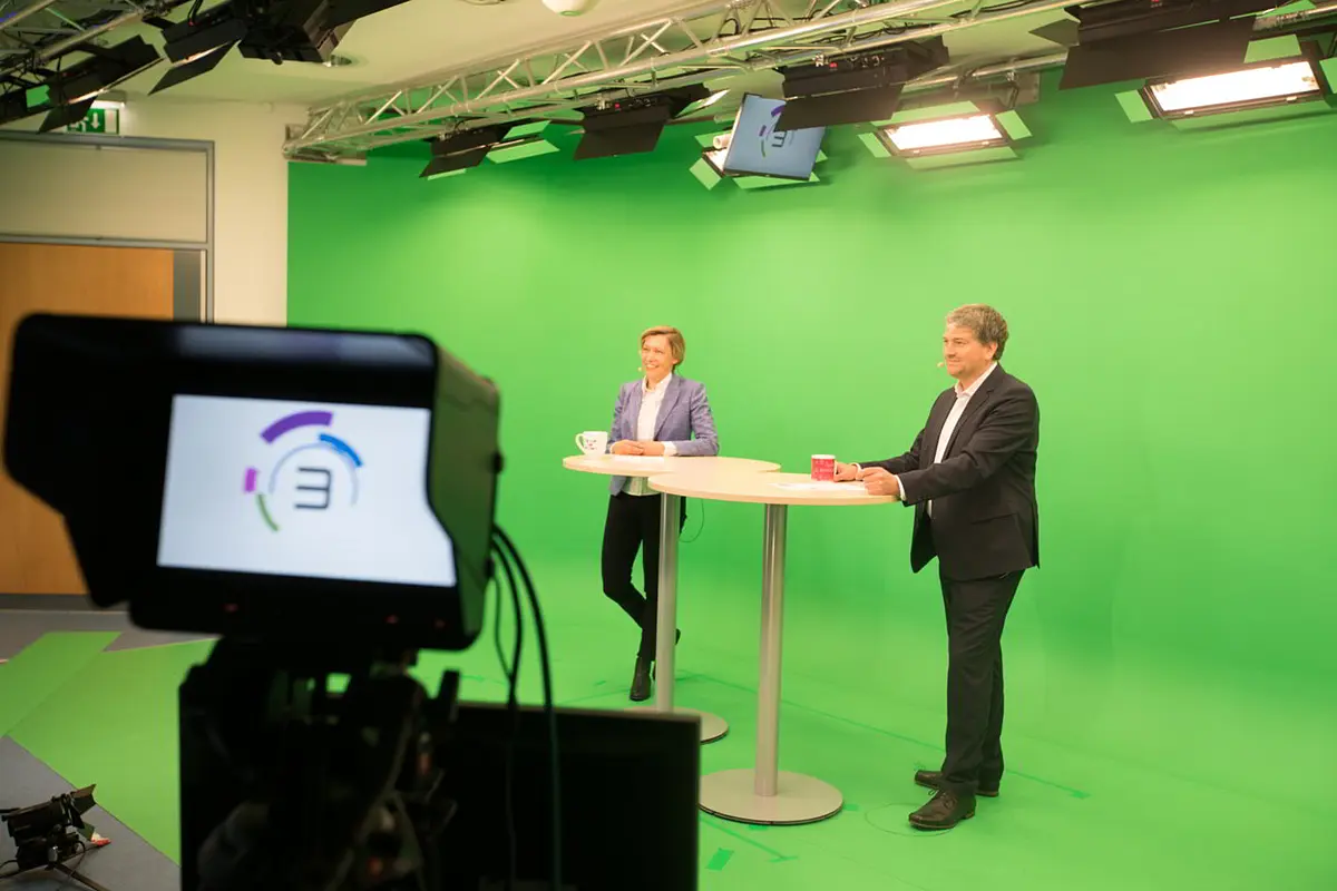 Frühstücks-Livestream zum Zahnmedizinstudium mit Professorin Dr. Diana Wolf und Professor Dr. Bernhard Hirt