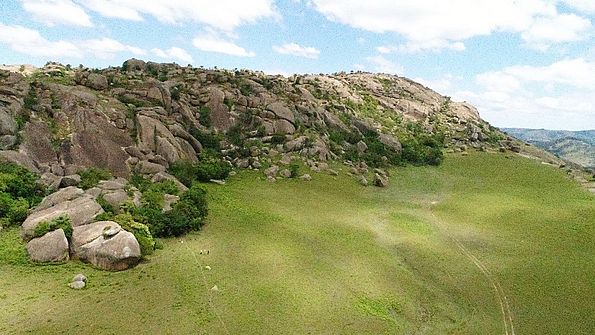 On the summit of Sibebe Pluton. The eponymous Sibebe site is located here, where ochre from the 