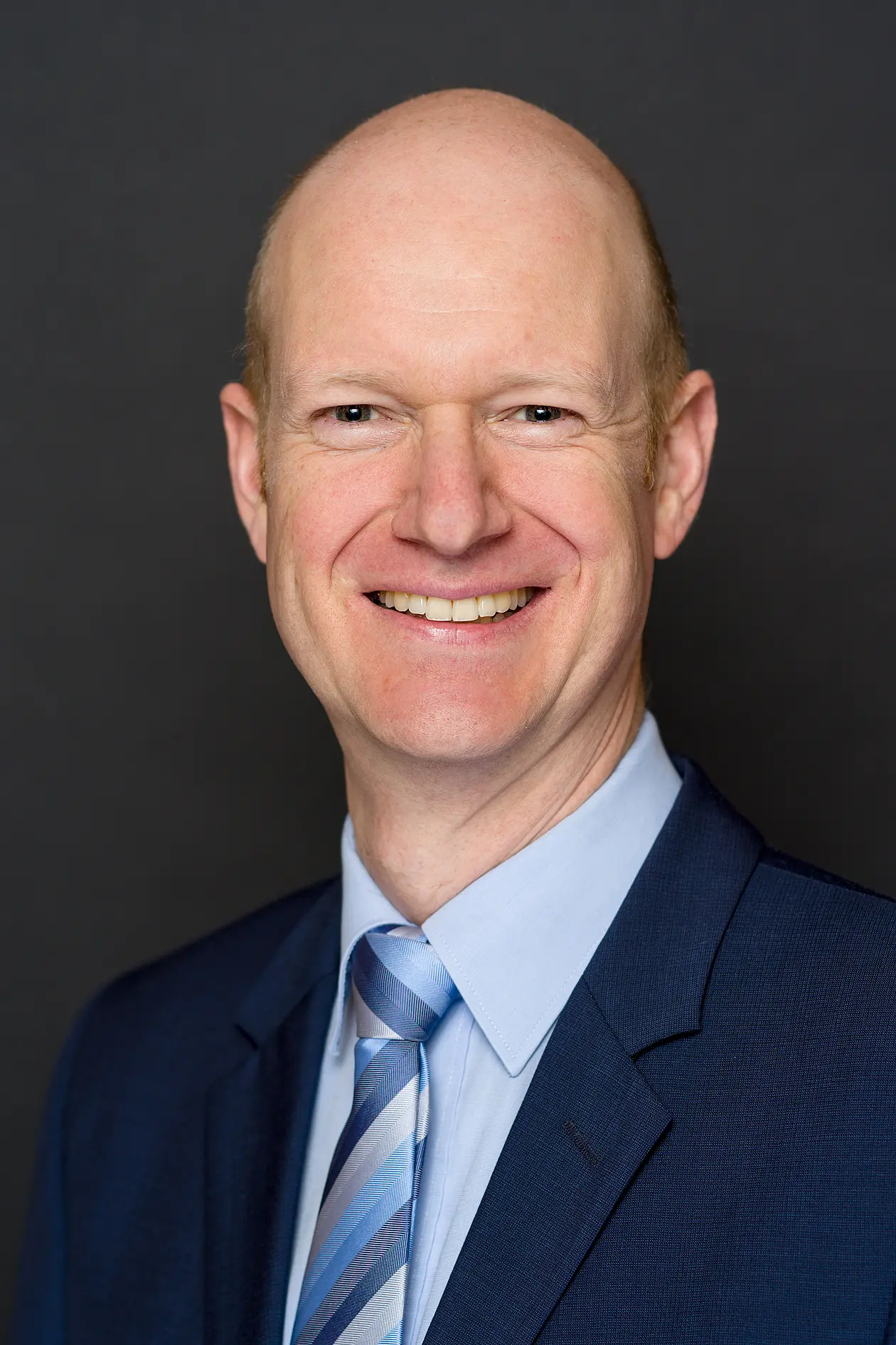 Porträt von Prof. Dr. Stefan Huber