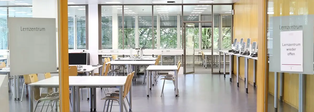 Work spaces in learning area