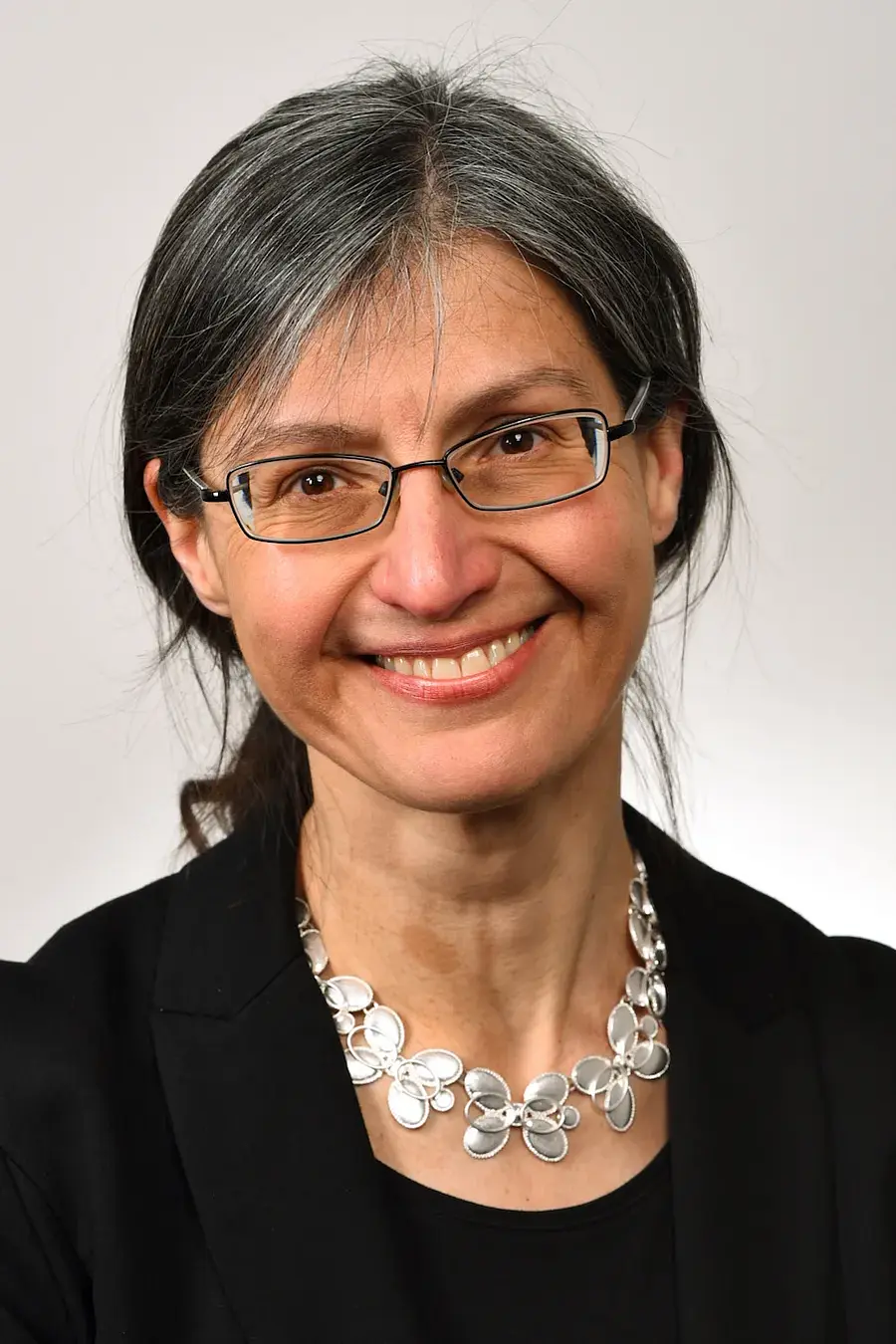 Professorin Dr. Andrea Worm