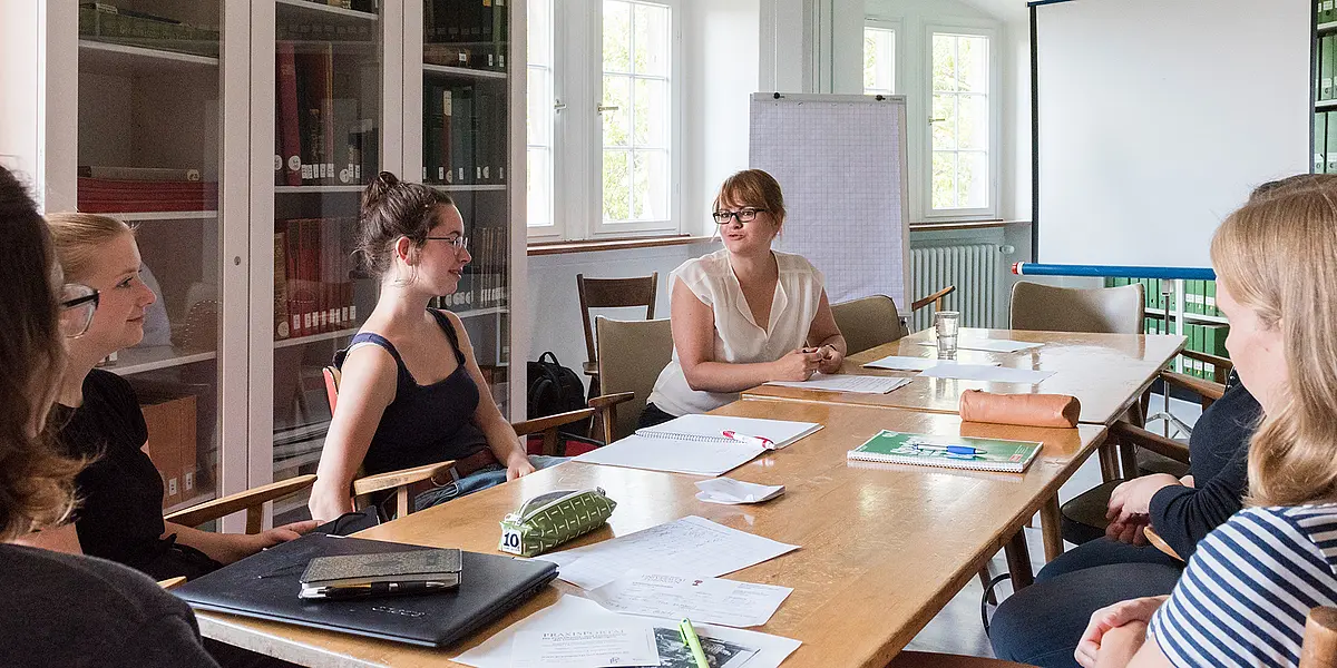 Ein EKW-Seminar im Ludwig-Uhland-Institut