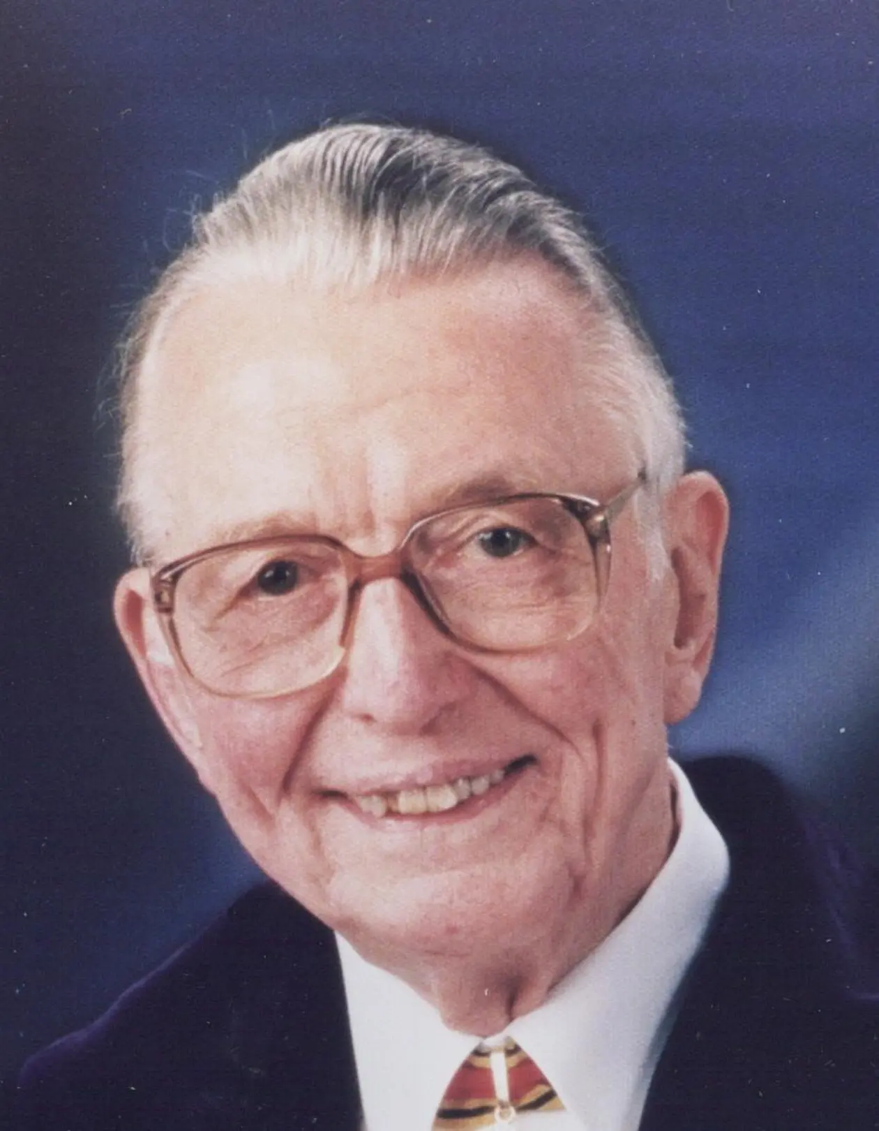 Porträtbild von Hans Göppinger