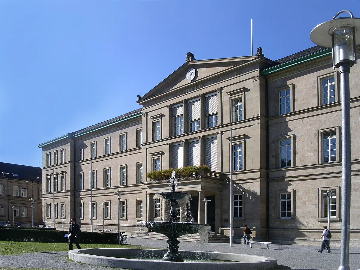 Neue Aula, Außenansicht