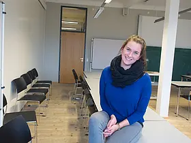 Eva-Maria Popp studiert im dritten Semester des Masterstudiengangs „Forschung und Entwicklung in der Sozialpädagogik“ und ist derzeit unter der Woche fast täglich in der Alten Aula.