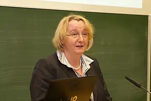 Theresia Bauer, Ministerin für Wissenschaft, Forschung und Kunst Baden-Württemberg, hielt die Sustainability Lecture zum Thema „Wissen schafft Nachhaltigkeit – die Rolle der Wissenschaft auf dem Weg in die nachhaltige Gesellschaft“. Fotos: Friedhe