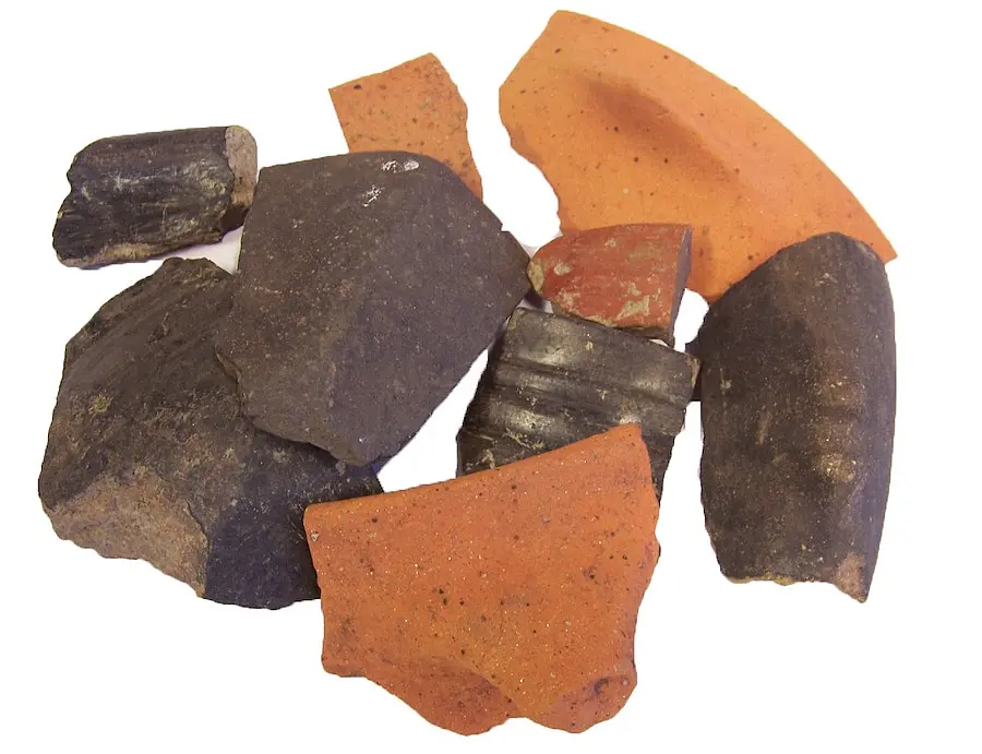 Ceramic sherds from Pločnik