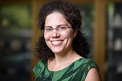 Portrait Professorin Cederbaum