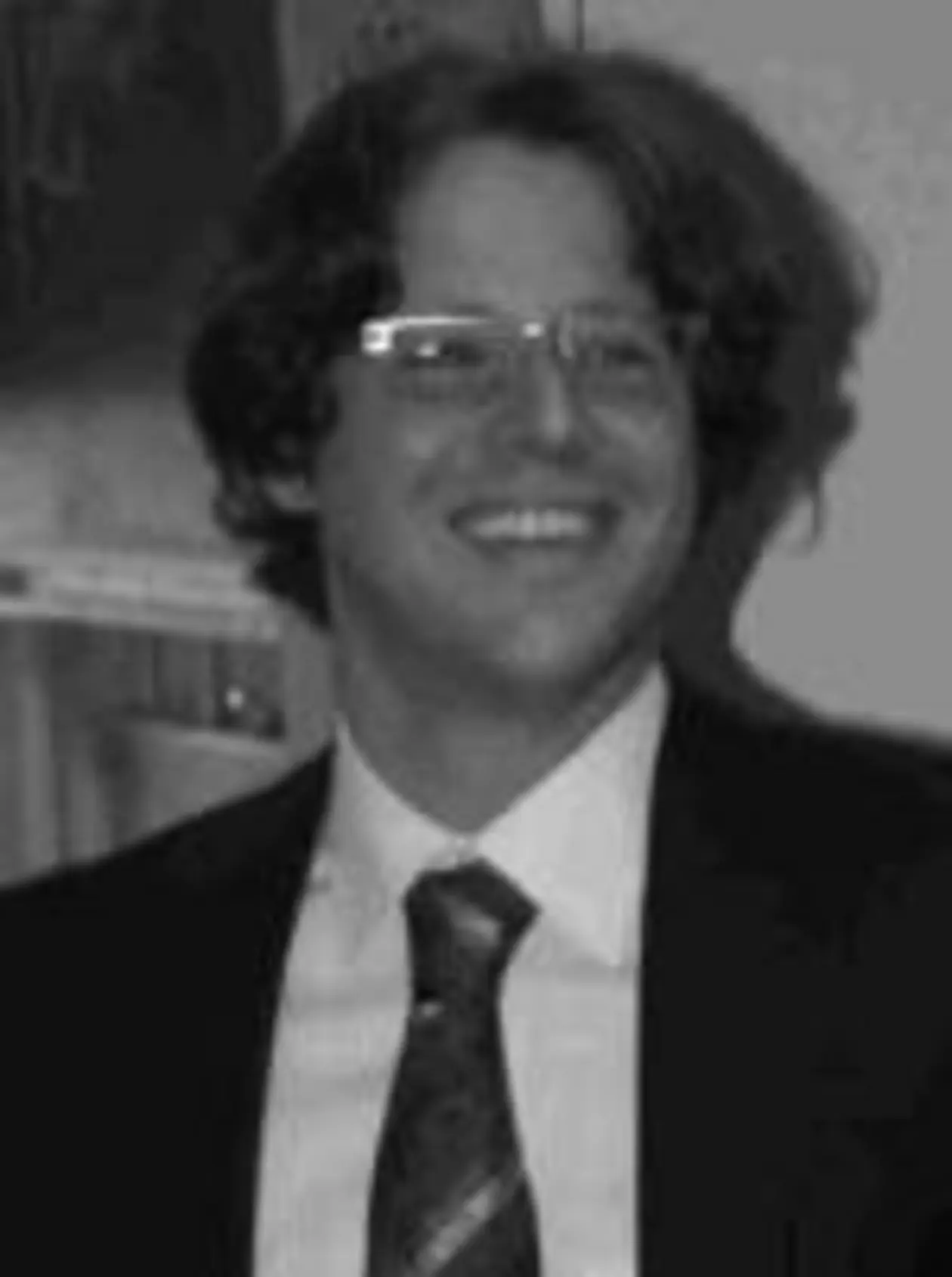 Dr. Frank Schleifenbaum