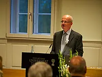 Prof. Peter Frankenberg hielt die Laudatio.