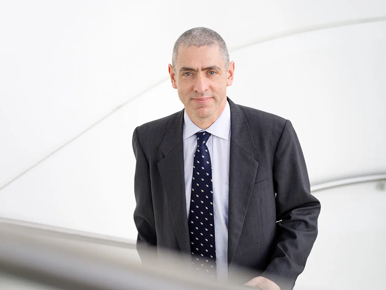 Professor Peter Dayan 