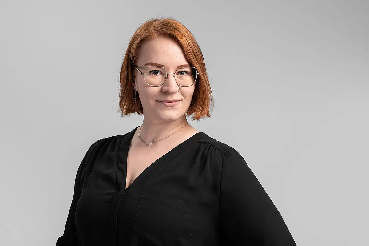 Porträtfoto von Rebecca Merkelbach