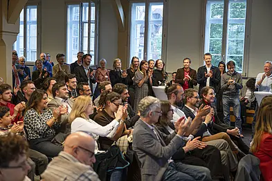 Immer wieder Applaus für die geförderten Exzellenzcluster.