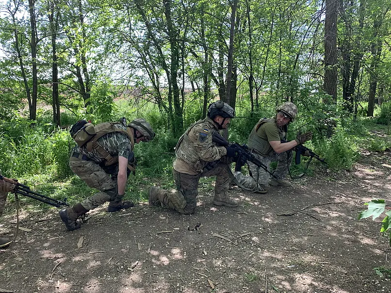 Ukrainische Soldaten bei einer Übung im Gebiet Saporischschija