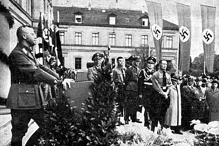 Umbenennung des Platzes vor der Neuen Aula am 11. Mai 1938 in Langemarckplatz. Vorlage: Mitteilungsblatt und Anordnungen des Studentenführers Nr. 15 (23.5.1939), S. 5.