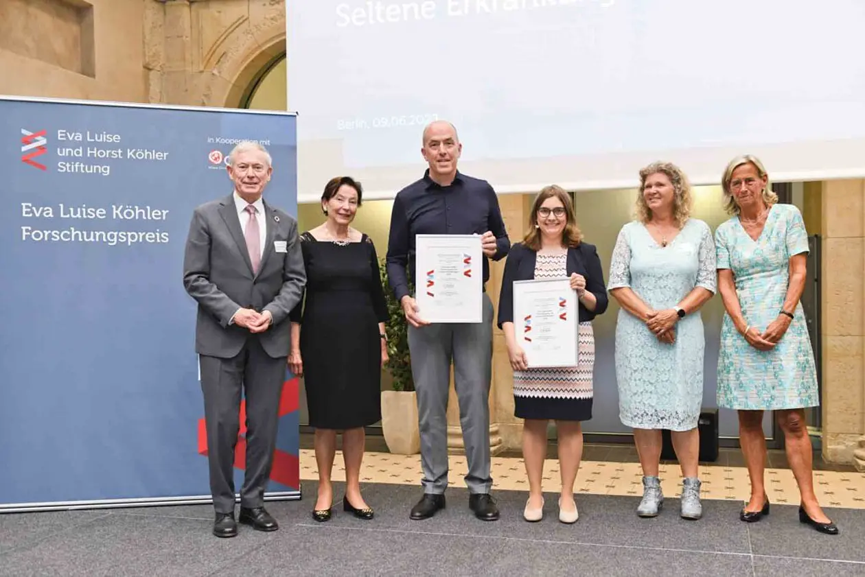Gruppenbild mit Horst Köhler, Eva Luise Köhler, Axel Lankenau, Simona Mayer, Annette Grüters-Kieslich und Geske Wehr