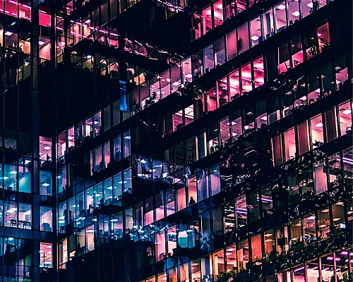 [Translate to Englisch:] urbanes Hochhaus 