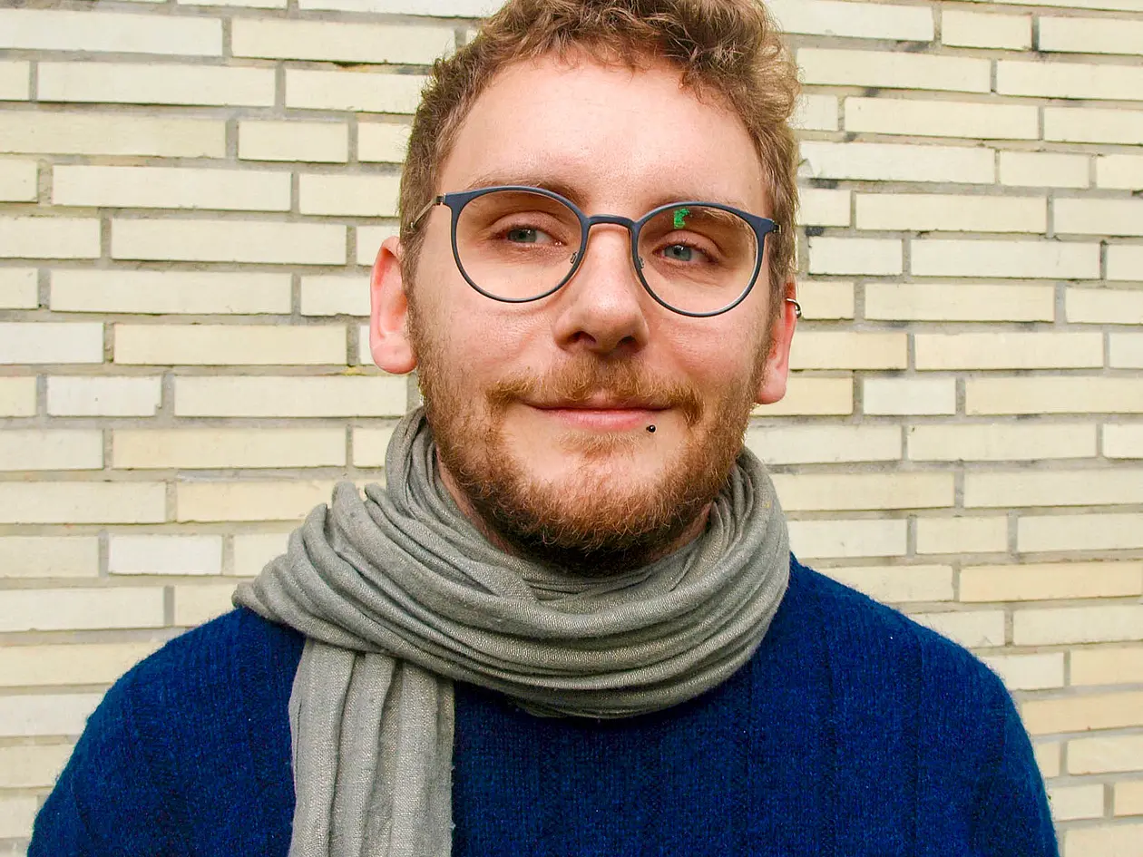 Attila Dézsi.