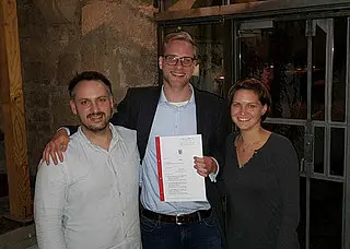 Ralf Amann, Ferdinand Salomon, Melanie Müller (von links nach rechts) nach der Gründung von Prime Vector Technologies GmbH