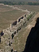 Anazarbos, Stadtmauer