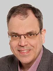 Porträtbild von Dr. Wolfgang Polleichtner