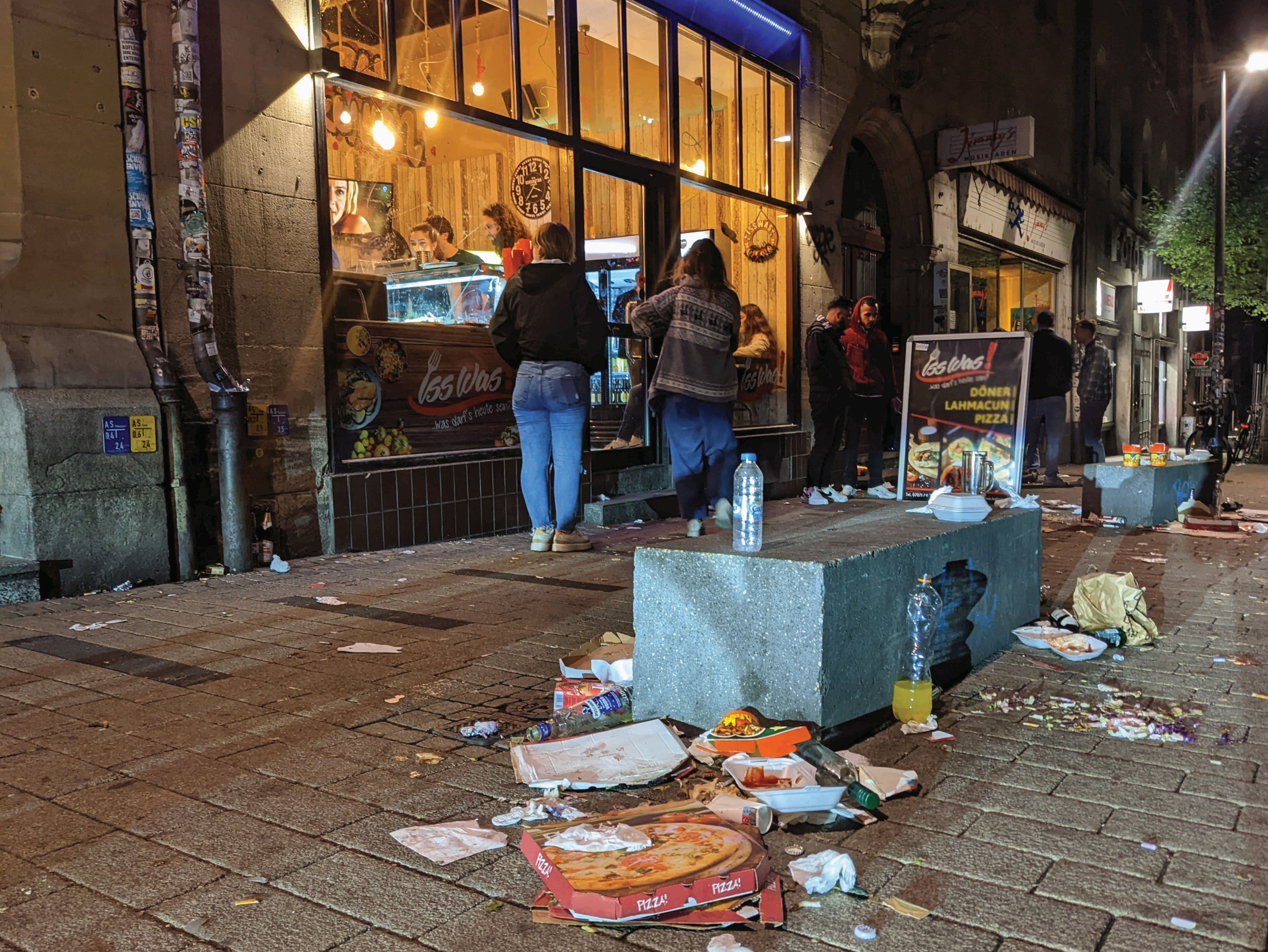 Müll auf den Straßen Tübingens