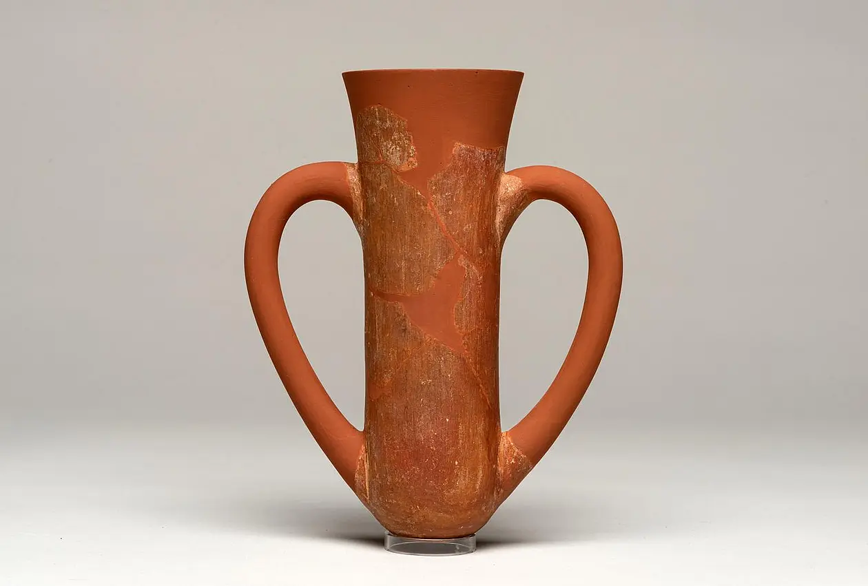Clay goblet with two handles