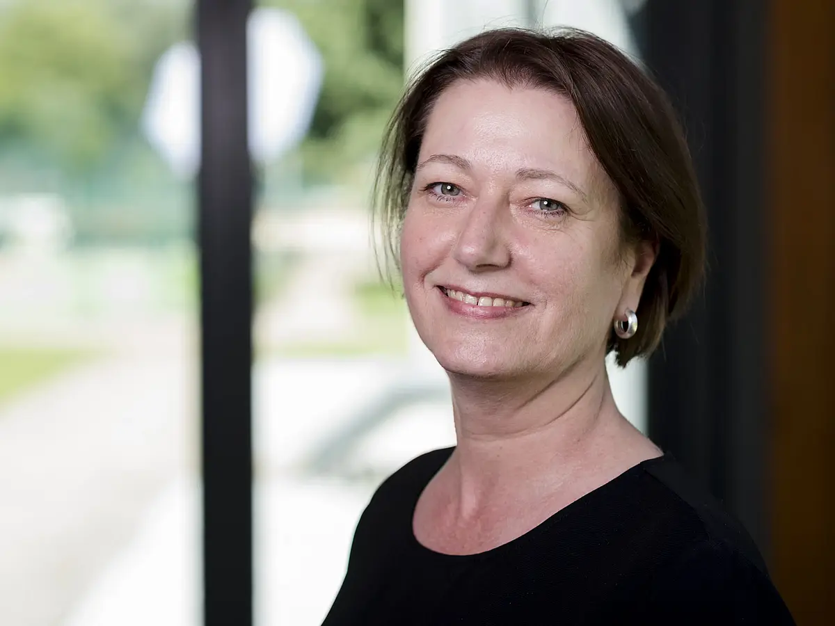 Dr. Verena Burk